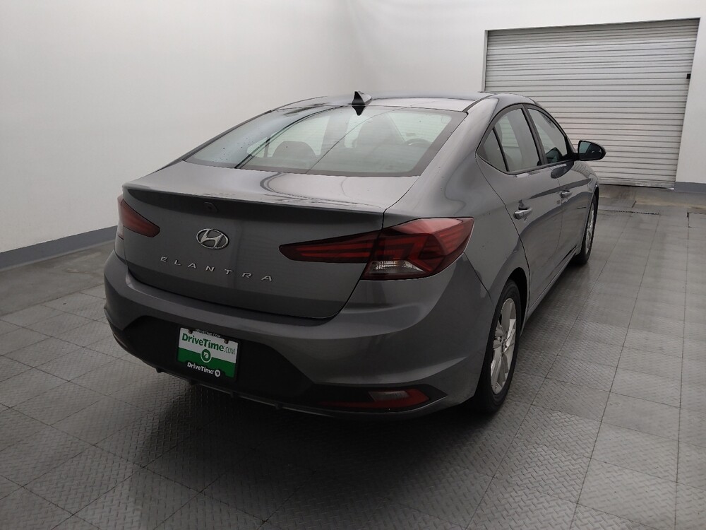 2019 Hyundai Elantra in Houston, TX 77060 - 18130689 7