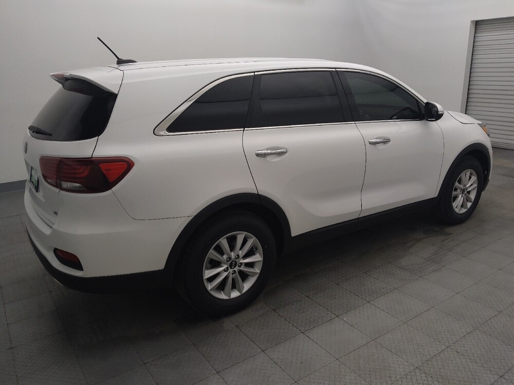 2020 Kia Sorento in Houston, TX 77034 - 18130697 10