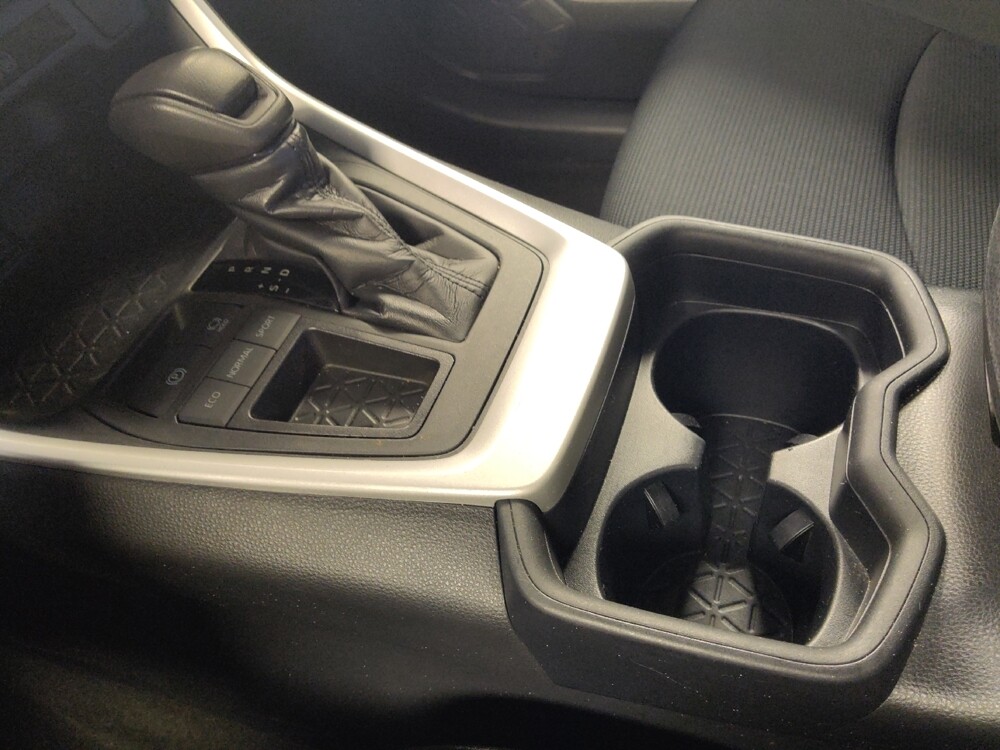 2020 Toyota RAV4 in Round Rock, TX 78664 - 18130699 26