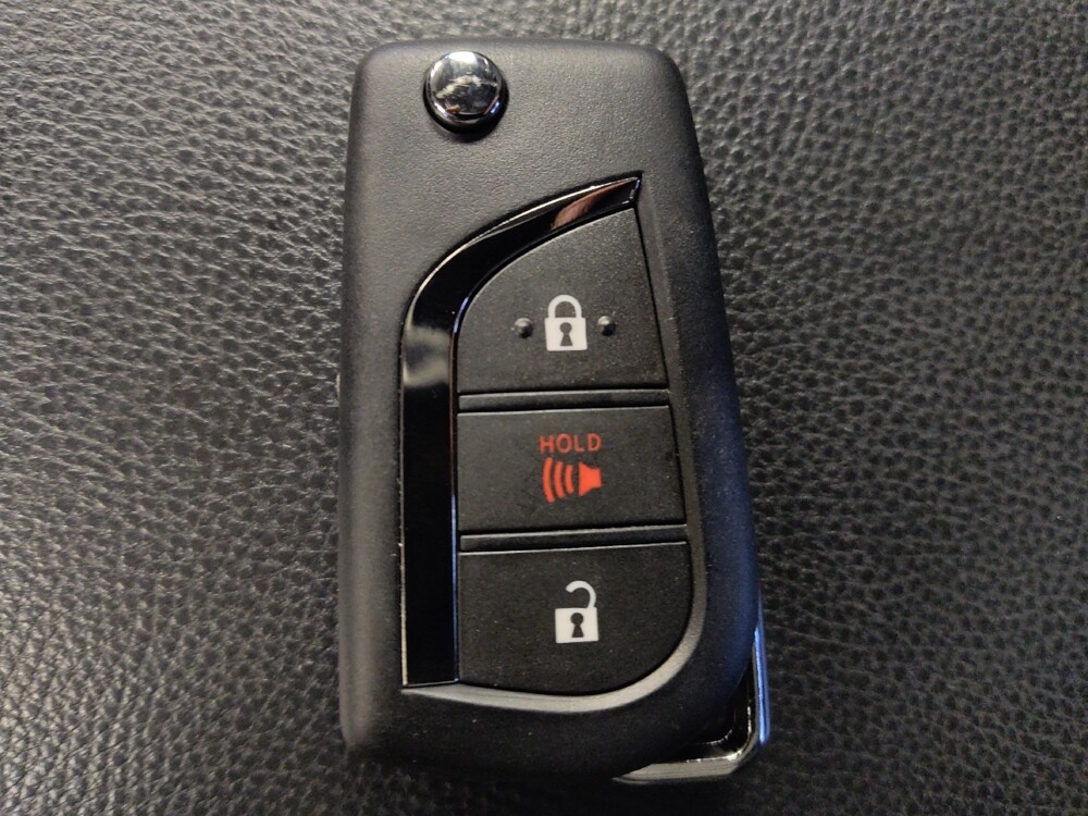 2020 Toyota RAV4 in Round Rock, TX 78664 - 18130699 32