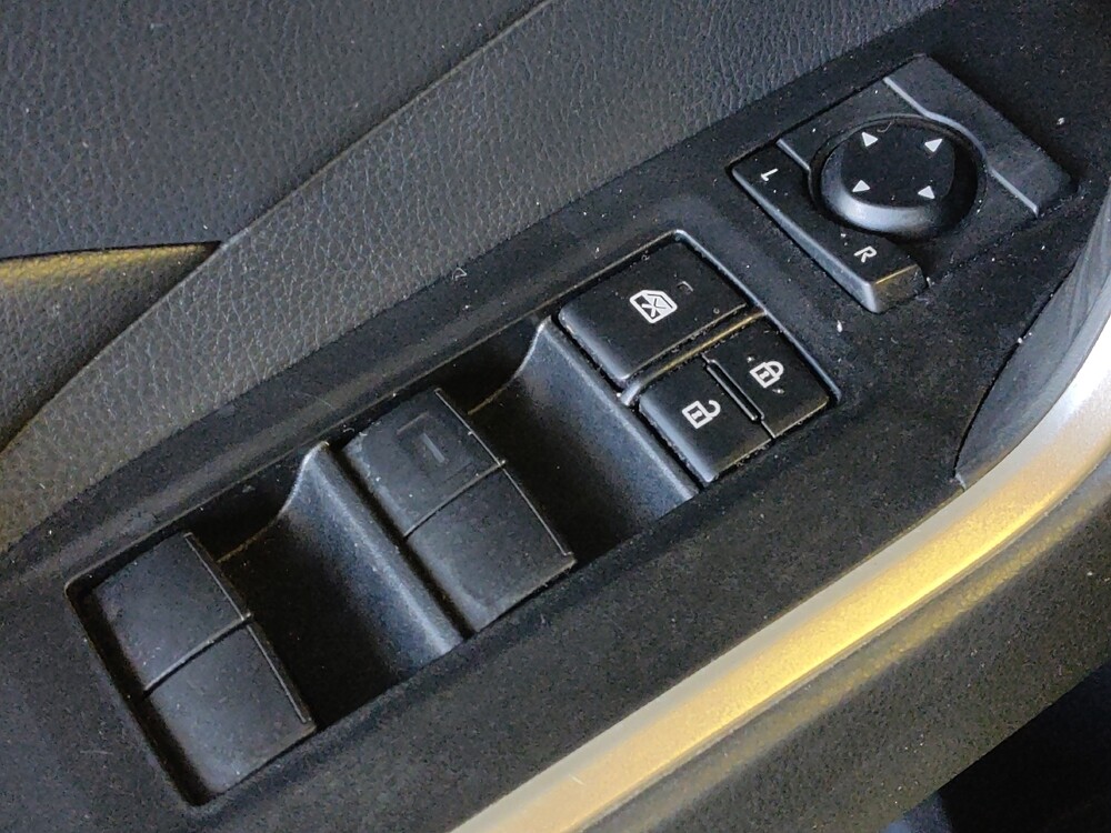 2020 Toyota RAV4 in Round Rock, TX 78664 - 18130699 27