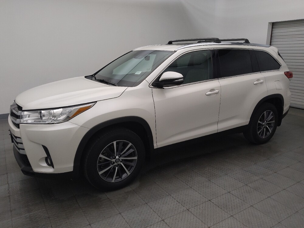 2019 Toyota Highlander in Round Rock, TX 78664 - 18130701 2
