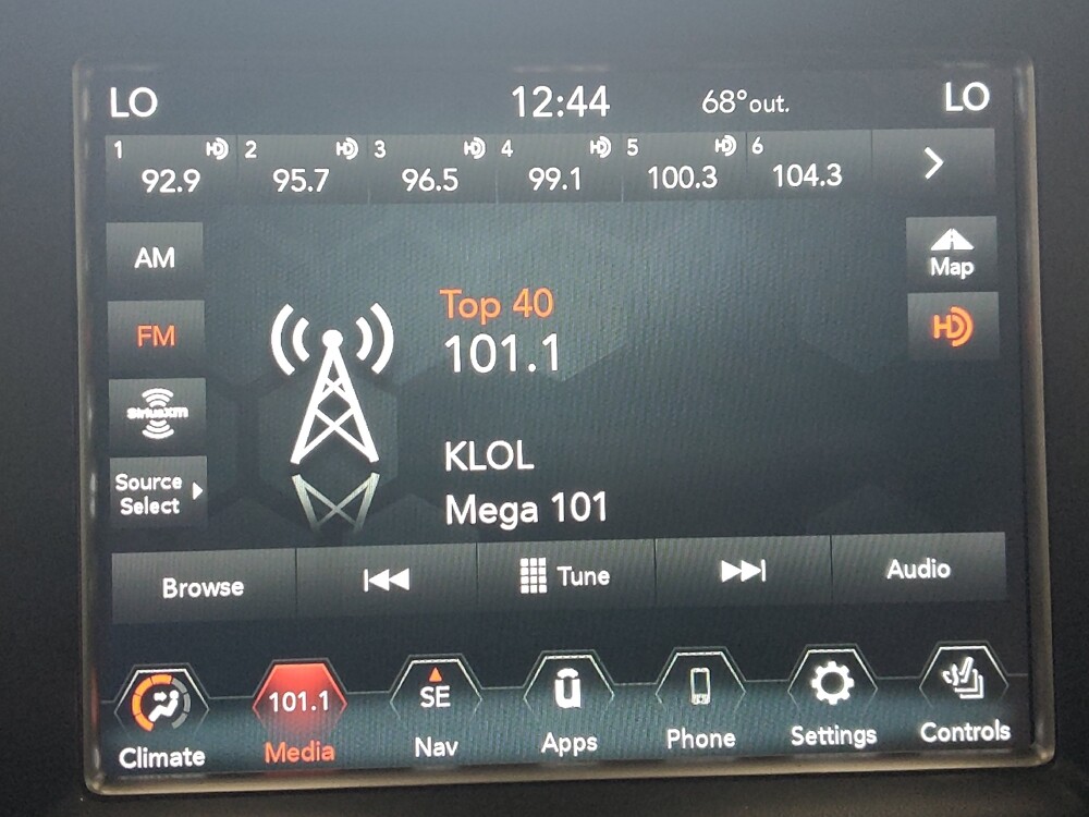 2018 Jeep Grand Cherokee in Round Rock, TX 78664 - 18130704 25