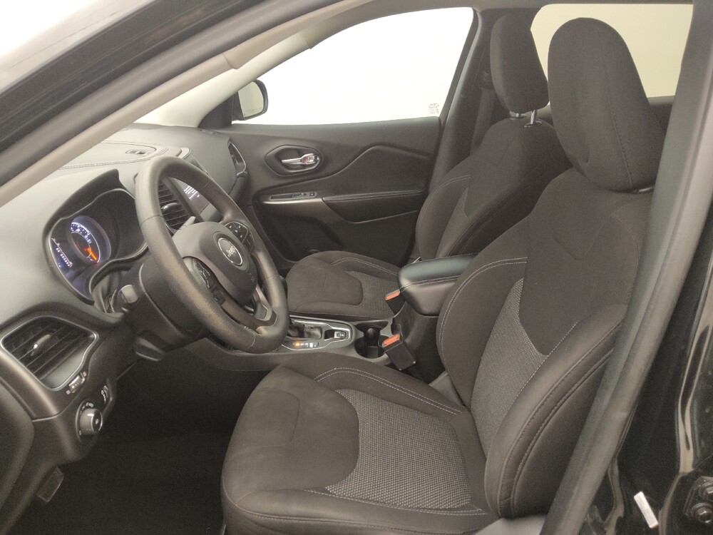 2019 Jeep Cherokee in Tyler, TX 75701 - 18130708 17