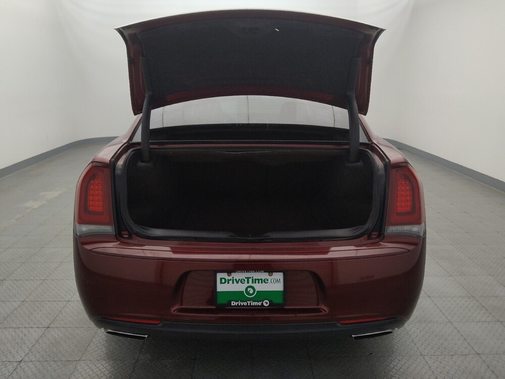 2019 Chrysler 300 in Tyler, TX 75701 - 18130711 29