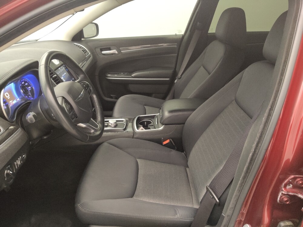 2019 Chrysler 300 in Tyler, TX 75701 - 18130711 17