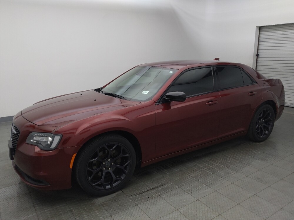 2019 Chrysler 300 in Tyler, TX 75701 - 18130711 2