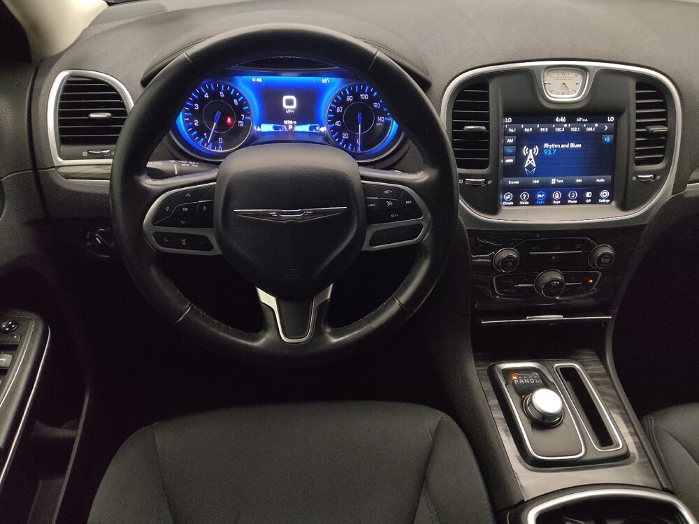 2019 Chrysler 300 in Tyler, TX 75701 - 18130711 22