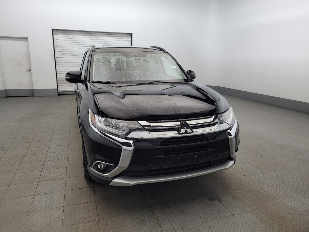 2016 Mitsubishi Outlander in Pittsburgh, PA 15237 - 18130720 14