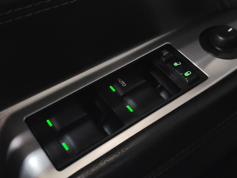 2014 Jeep Compass in Pittsburgh, PA 15236 - 18130721 27