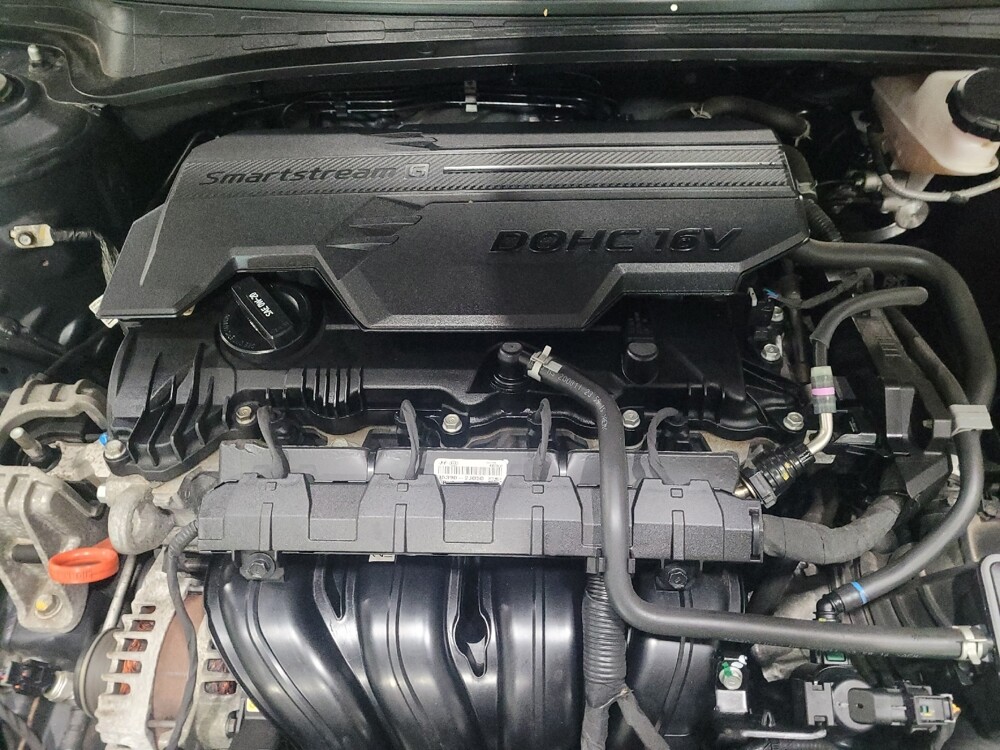 2021 Hyundai Elantra in Glen Burnie, MD 21061 - 18130730 30