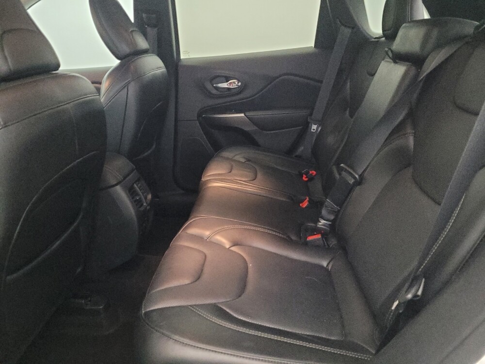 2020 Jeep Cherokee in Pittsburgh, PA 15236 - 18130734 18