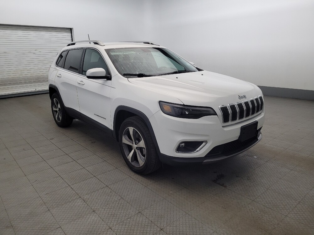 2020 Jeep Cherokee in Pittsburgh, PA 15236 - 18130734 13