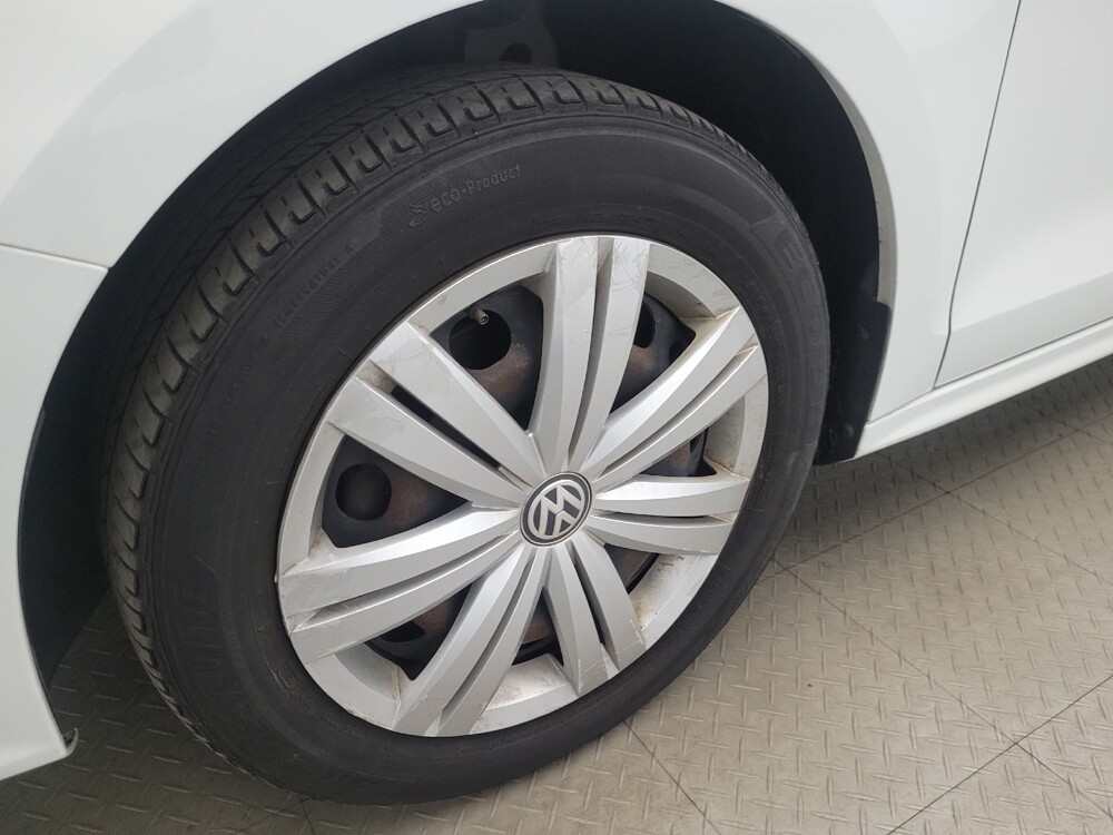 2017 Volkswagen Jetta in Glen Burnie, MD 21061 - 18130735 31