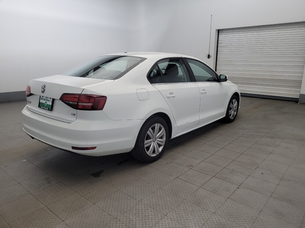 2017 Volkswagen Jetta in Glen Burnie, MD 21061 - 18130735 9