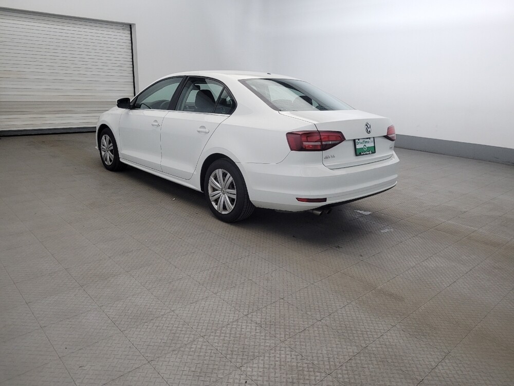 2017 Volkswagen Jetta in Glen Burnie, MD 21061 - 18130735 3