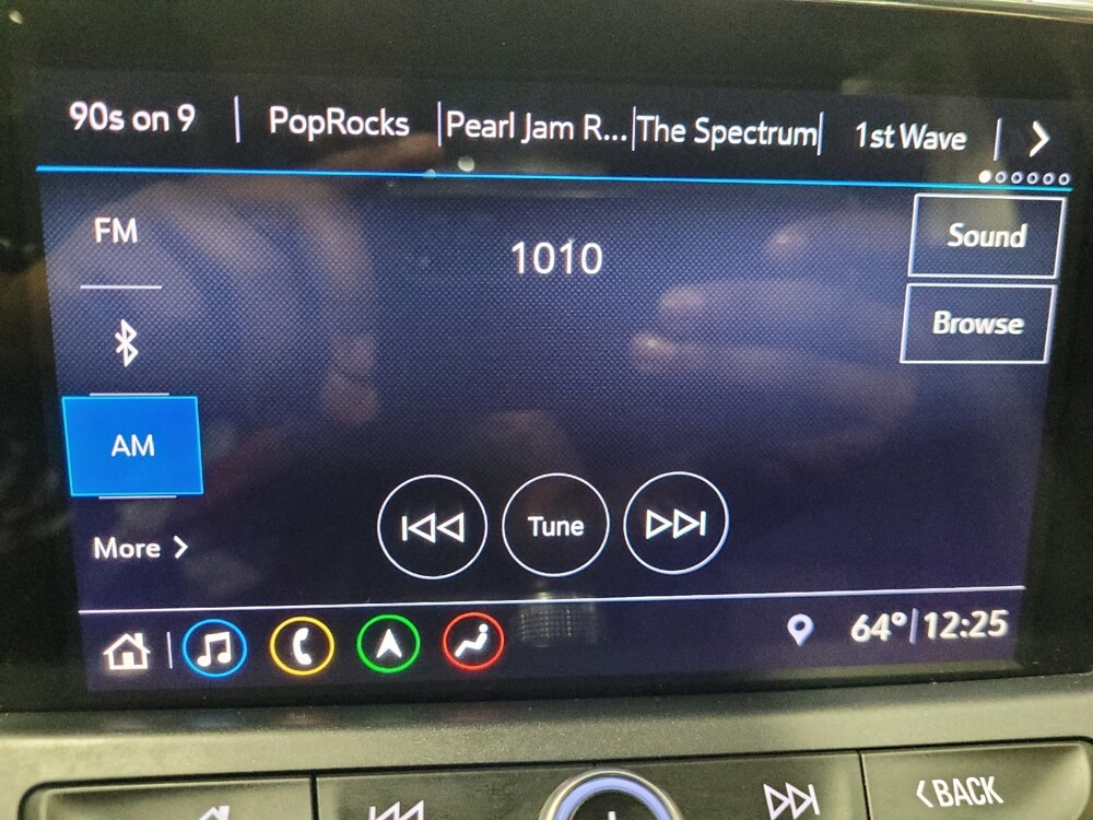 2019 Chevrolet Blazer in Temple Hills, MD 20746 - 18130738 25