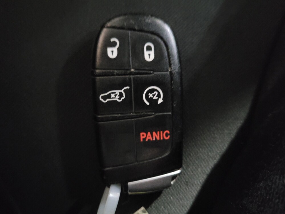 2016 Jeep Grand Cherokee in Chesapeake, VA 23320 - 18130750 32