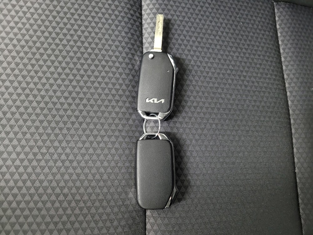 2025 Kia Soul in Plymouth Meeting, PA 19462 - 18130758 32
