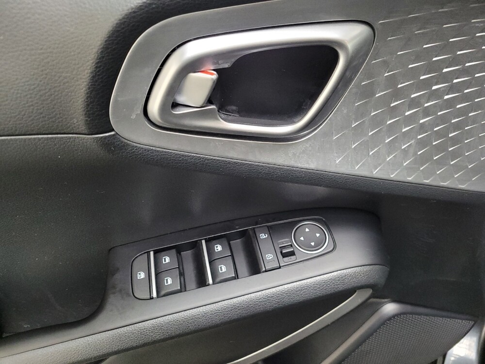 2025 Kia Soul in Plymouth Meeting, PA 19462 - 18130758 27