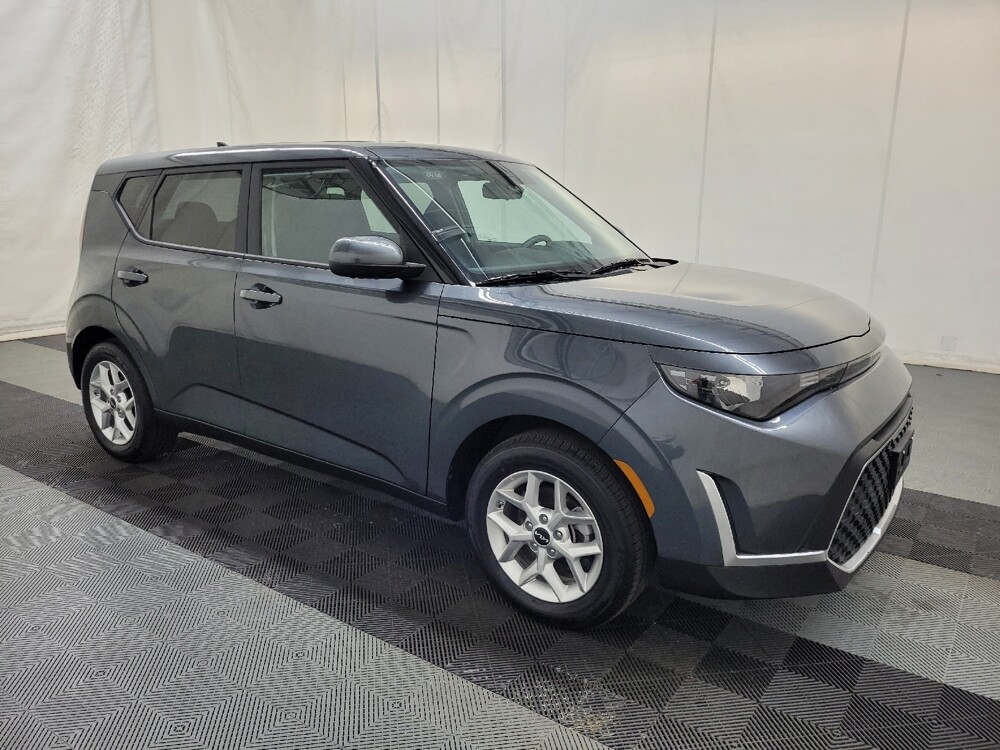 2025 Kia Soul in Plymouth Meeting, PA 19462 - 18130759 11