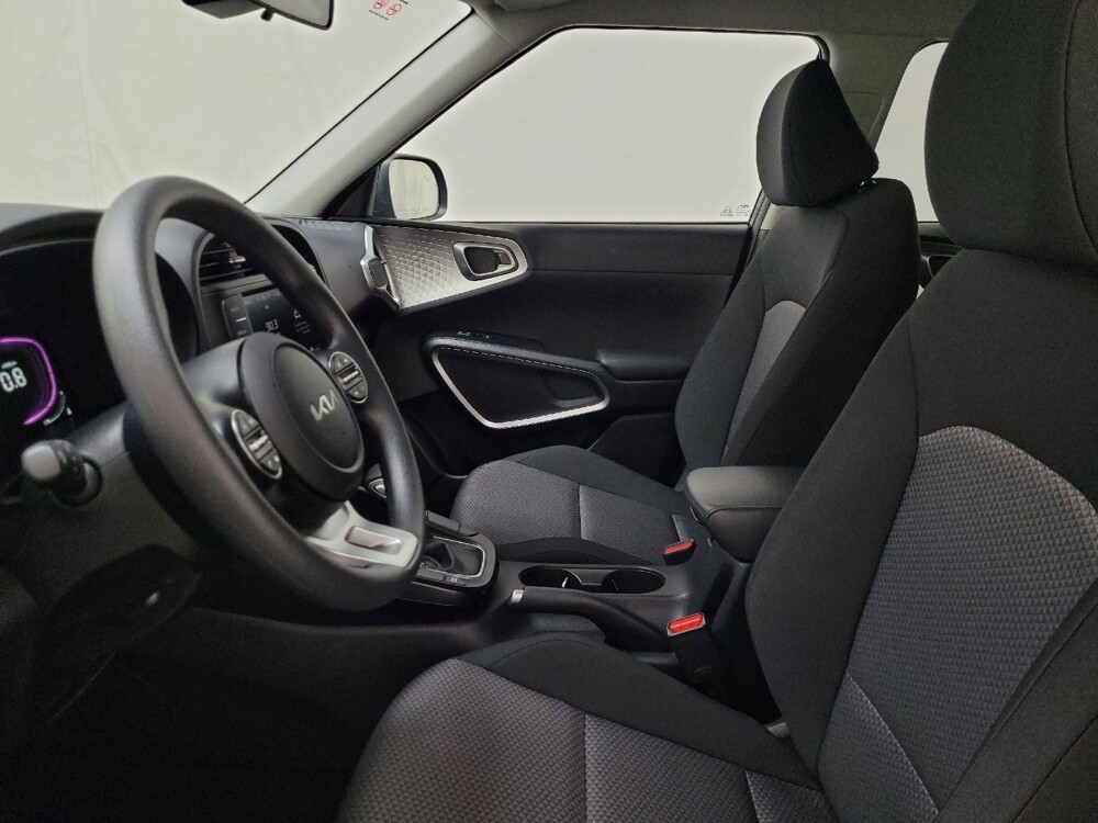 2025 Kia Soul in Plymouth Meeting, PA 19462 - 18130759 17
