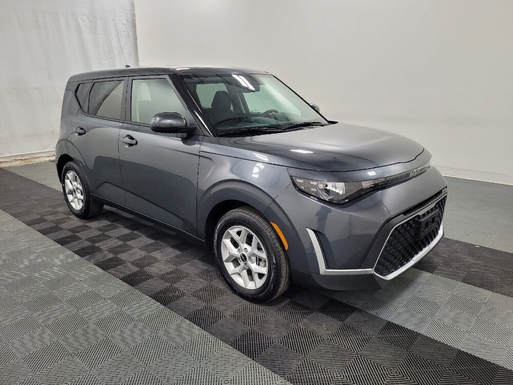 2025 Kia Soul in Plymouth Meeting, PA 19462 - 18130760 11