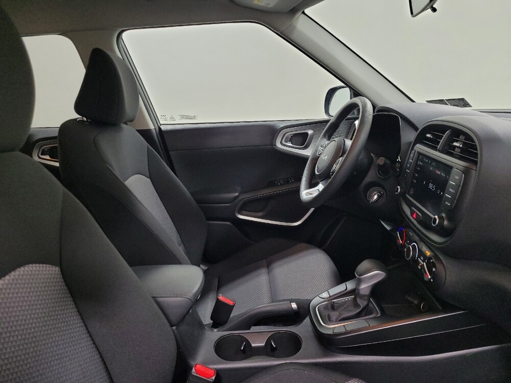 2025 Kia Soul in Plymouth Meeting, PA 19462 - 18130760 21