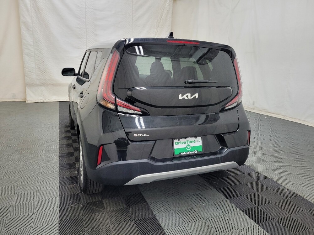 2025 Kia Soul in Plymouth Meeting, PA 19462 - 18130761 6