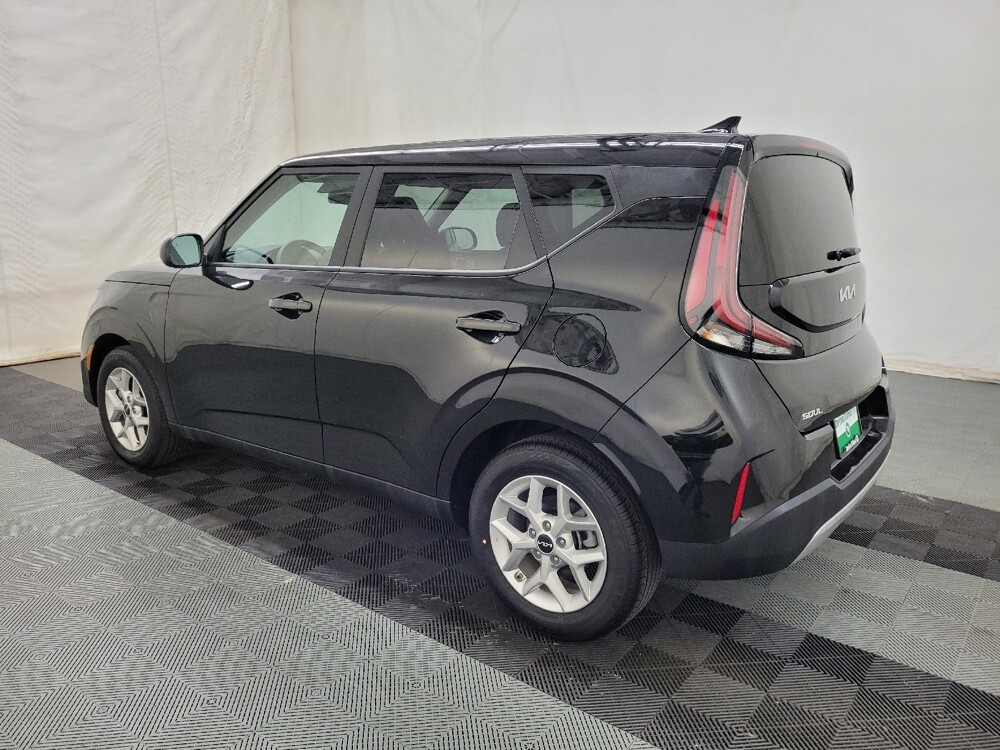 2025 Kia Soul in Plymouth Meeting, PA 19462 - 18130761 3