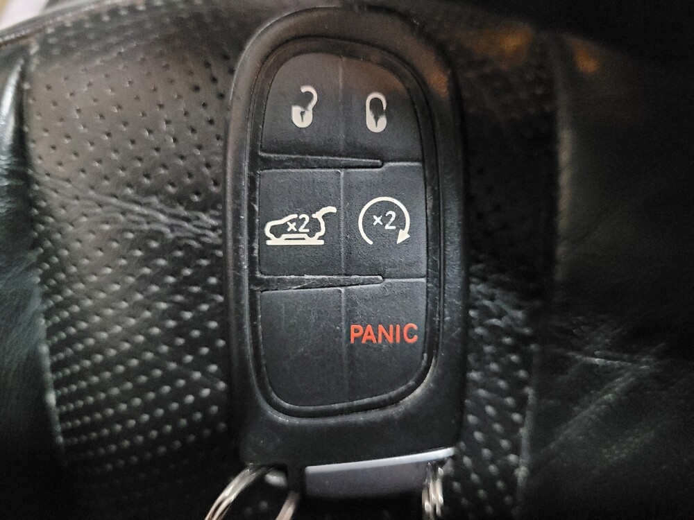 2020 Jeep Cherokee in Williamstown, NJ 8094 - 18130767 32