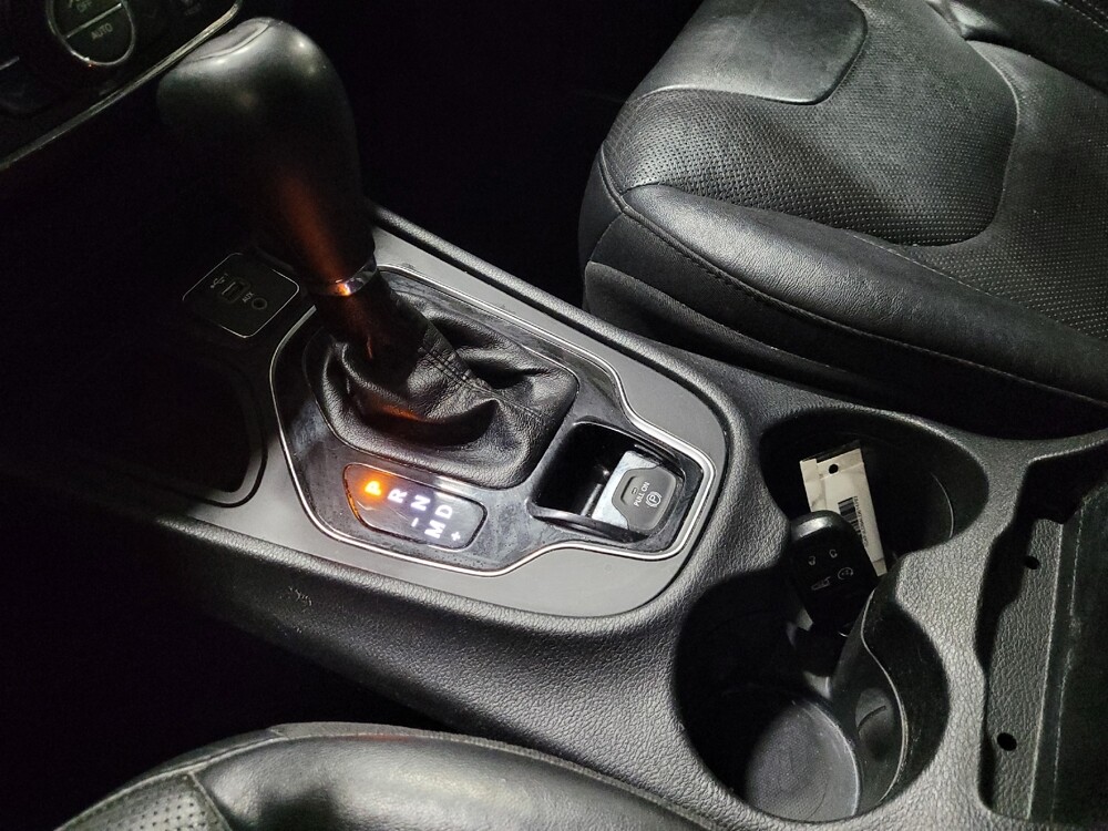 2020 Jeep Cherokee in Williamstown, NJ 8094 - 18130767 26