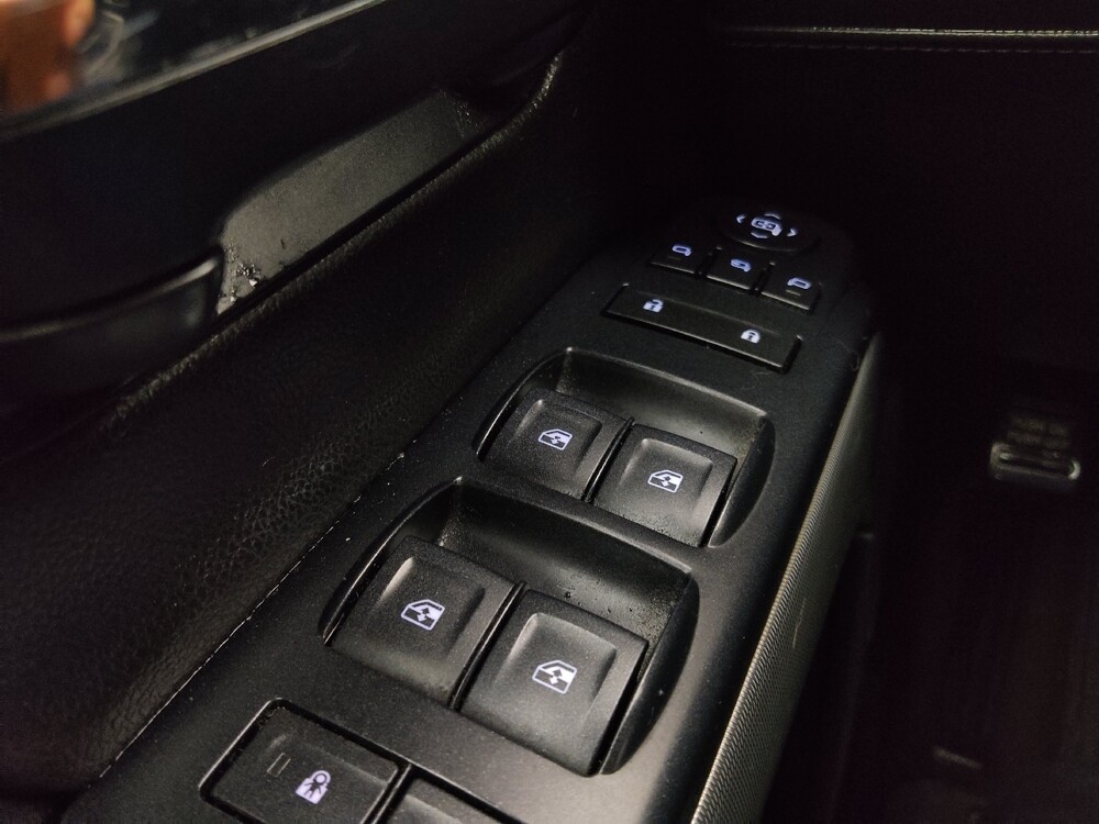 2014 Chevrolet Silverado 1500 in St. Louis, MO 63136 - 18130772 27