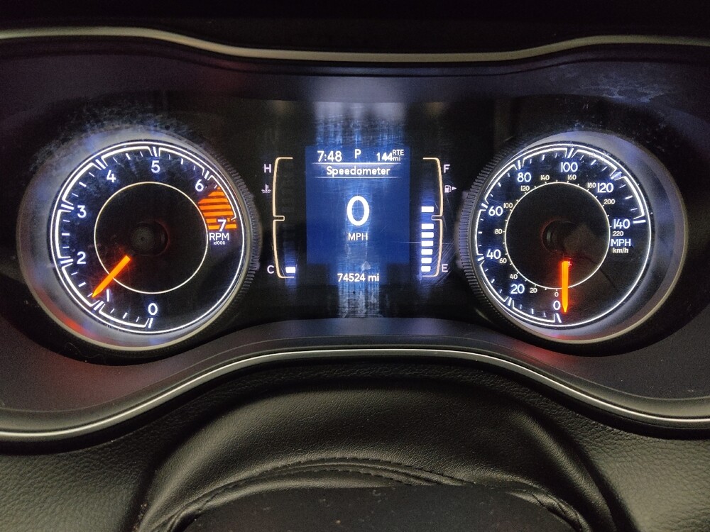 2020 Jeep Cherokee in Gladstone, MO 64118 - 18130773 23