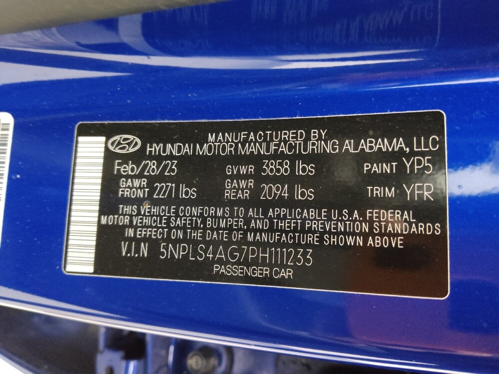 2023 Hyundai Elantra in Topeka, KS 66611 - 18130774 33