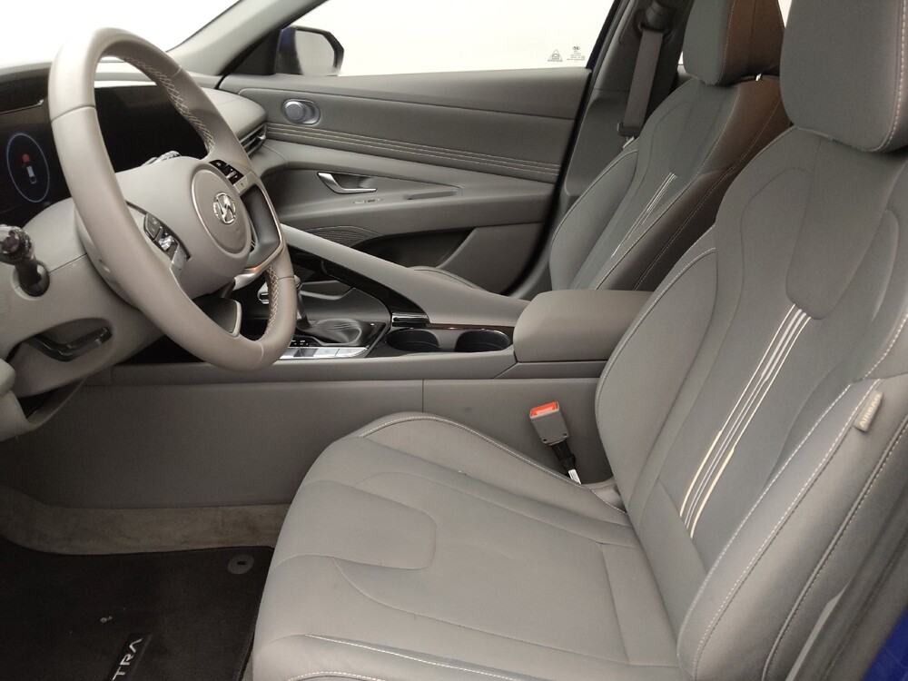 2023 Hyundai Elantra in Topeka, KS 66611 - 18130774 17