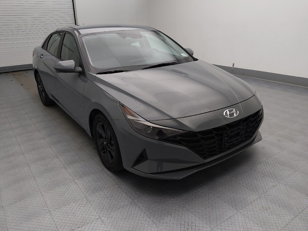 2021 Hyundai Elantra in Topeka, KS 66611 - 18130776 13