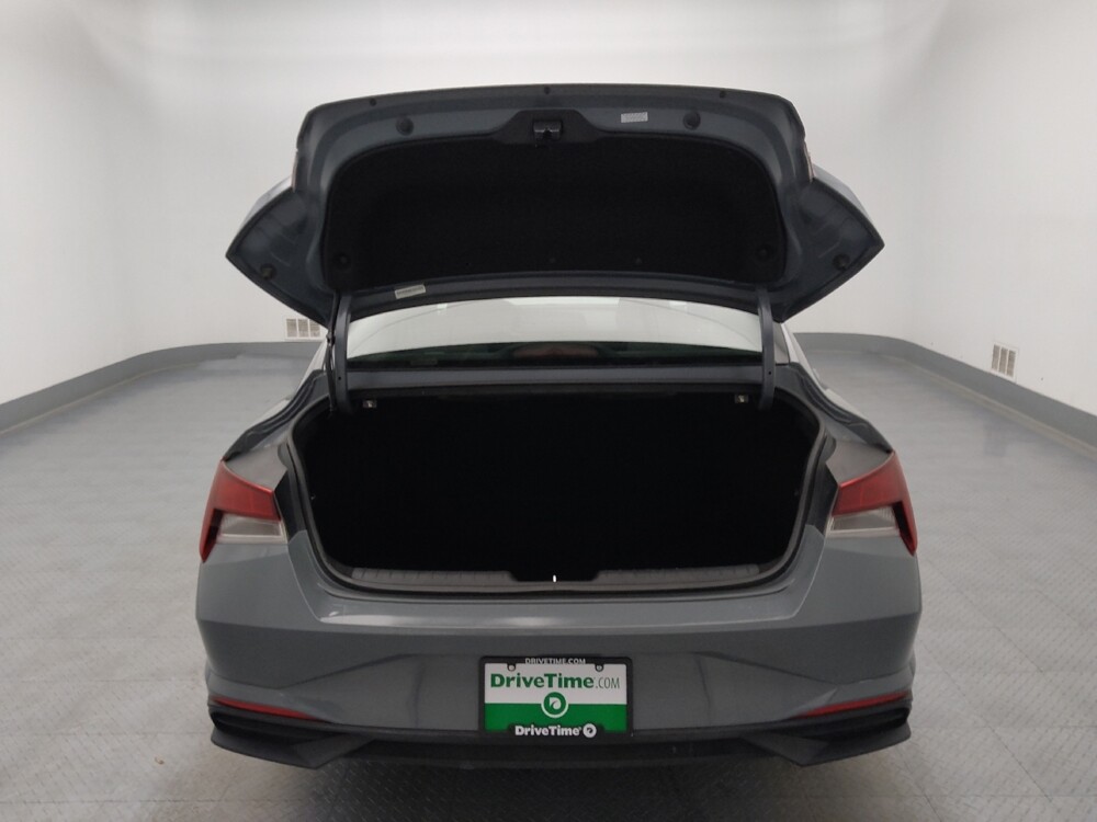 2021 Hyundai Elantra in Topeka, KS 66611 - 18130776 29