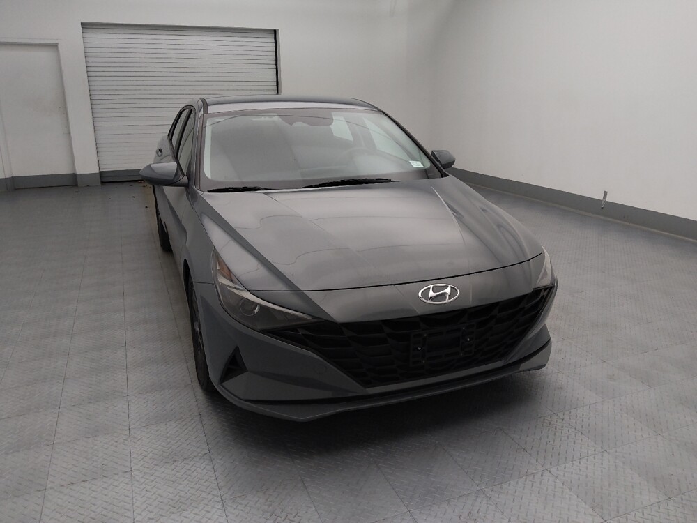 2021 Hyundai Elantra in Topeka, KS 66611 - 18130776 14