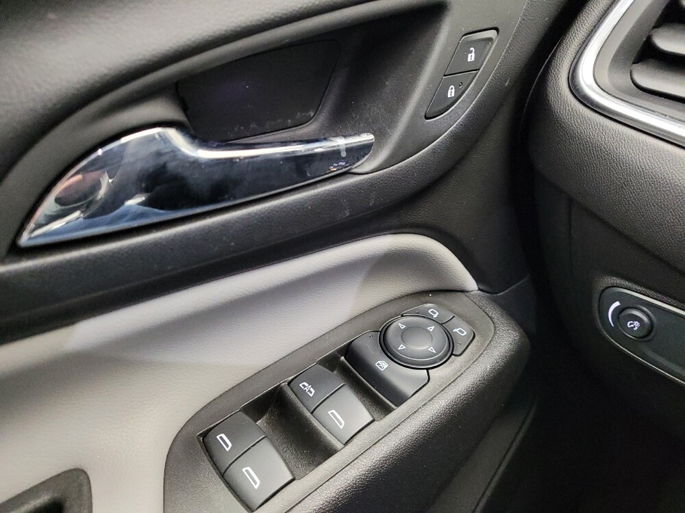 2024 Chevrolet Equinox in Grand Rapids, MI 49508 - 18130783 27