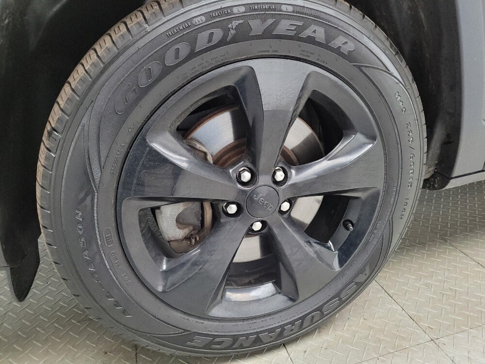 2019 Jeep Cherokee in Eastpointe, MI 48021 - 18130784 31