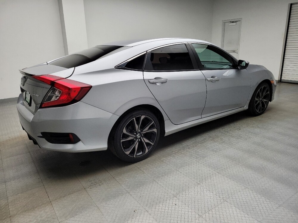2019 Honda Civic in Eastpointe, MI 48021 - 18130785 10