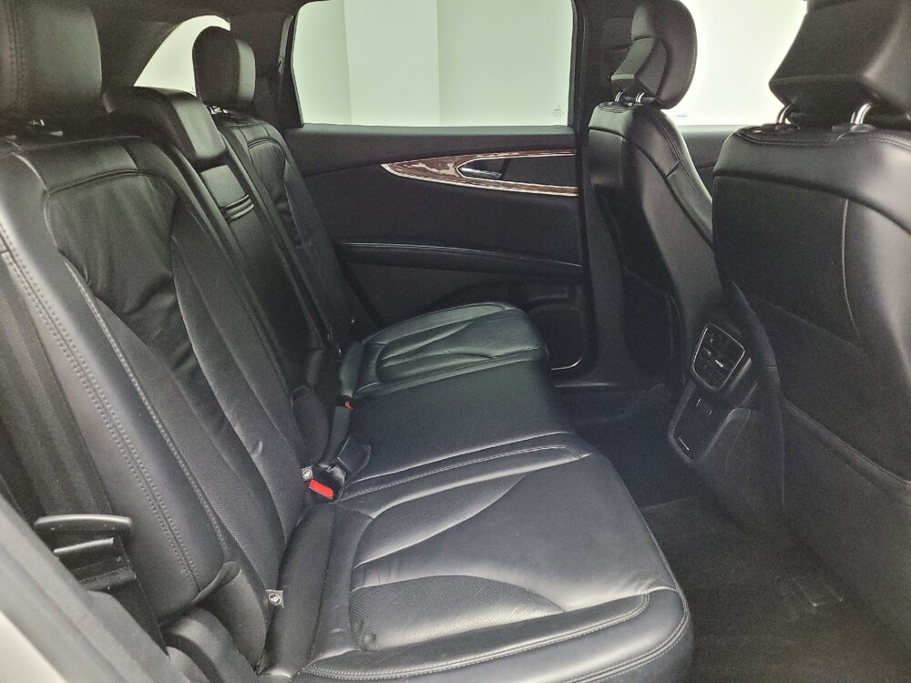 2017 Lincoln MKX in Eastpointe, MI 48021 - 18130786 19