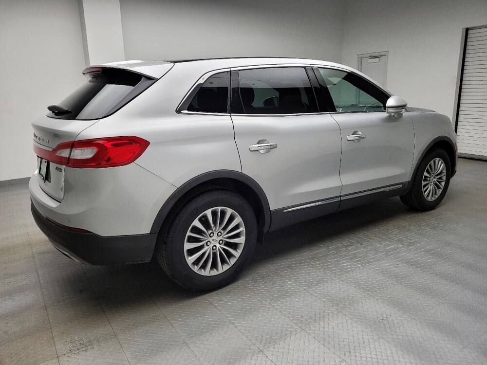 2017 Lincoln MKX in Eastpointe, MI 48021 - 18130786 10