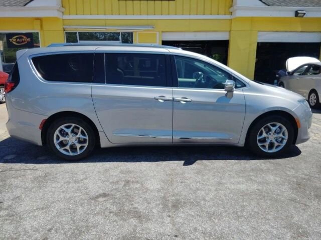 2018 Chrysler Pacifica in Greenville, SC 29607 - 18130791 2