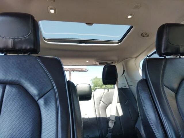 2018 Chrysler Pacifica in Greenville, SC 29607 - 18130791 21