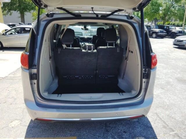 2018 Chrysler Pacifica in Greenville, SC 29607 - 18130791 22