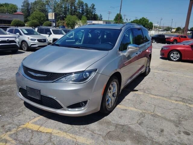 2018 Chrysler Pacifica in Greenville, SC 29607 - 18130791 8
