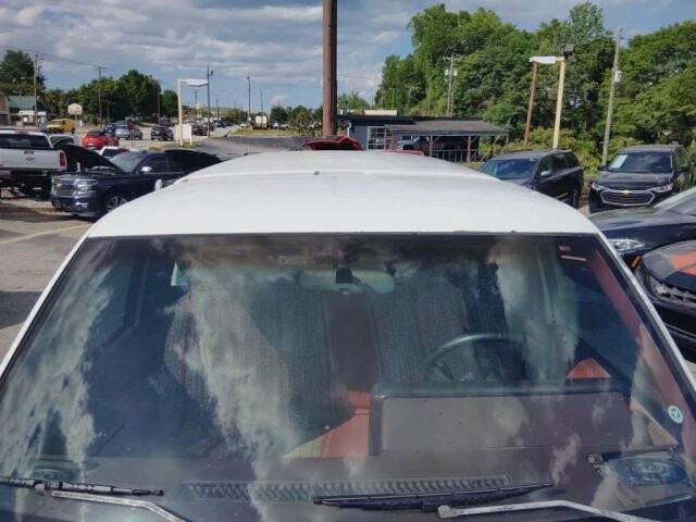 1994 Chevrolet Silverado 1500 in Greenville, SC 29607 - 18130793 11