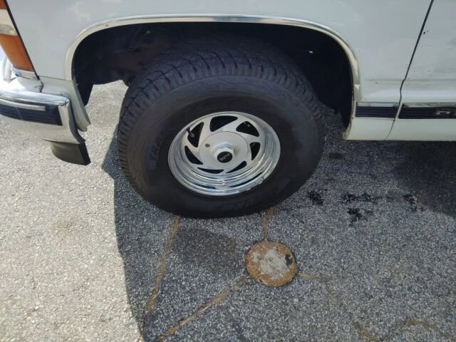 1994 Chevrolet Silverado 1500 in Greenville, SC 29607 - 18130793 12